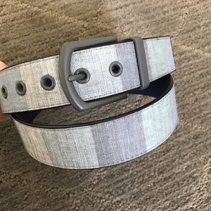 Men’s Travis Mathew (Cuater) Reversible Belt - M